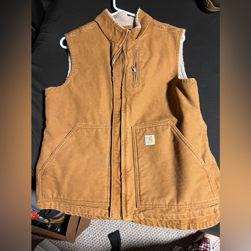 carhartt vest